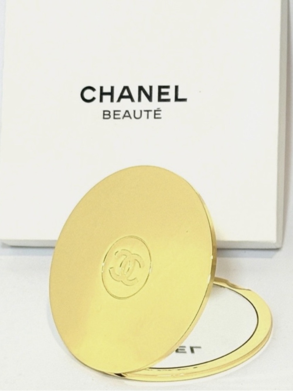 CHANEL Gold Compact Highlighter Mirror